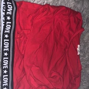 long sleeve love crop top